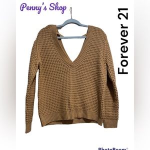 Forever 21 women’s medium gold v neck sweater